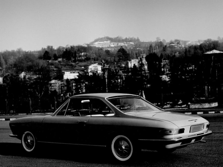  Chevrolet Corvair Coupe 2+2 1963 года  (фото 2 из 2)